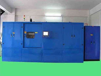 Токарно-давильный станок для обработки шкива